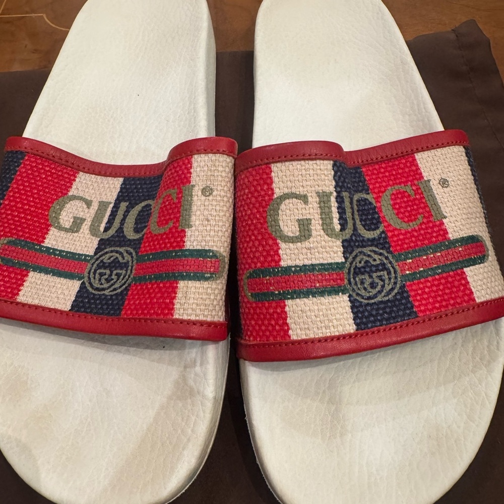 Gucci mens or women’s Red and White Striped Slides sandals Sz 10.5 - Picture 8 of 16